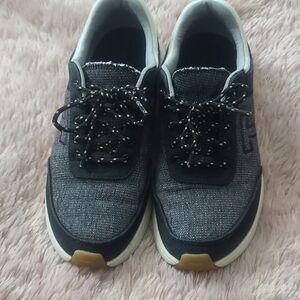Toms Arroyo Women's Black canvas Shoes Size 7